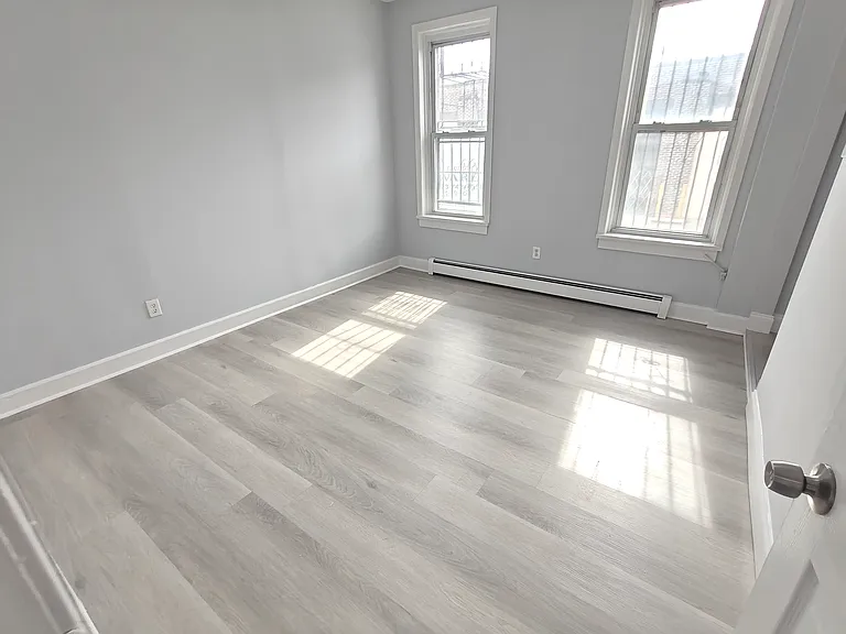 317 Market St #1 — Photo 2