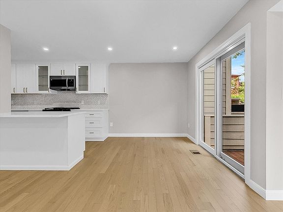 4th image of 20 Federal St Unit 6B
