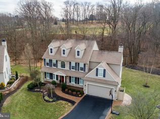 108 Kittanset Ct, Avondale, PA 19311