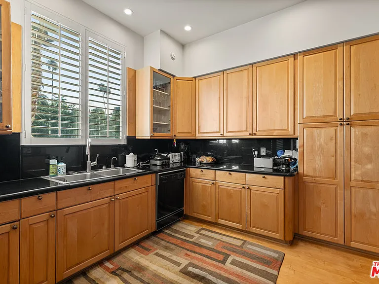 3340 Scadlock Ln — Photo 13