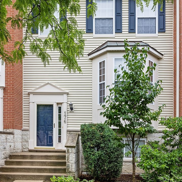 1st image of 176 Willow Blvd Unit 176