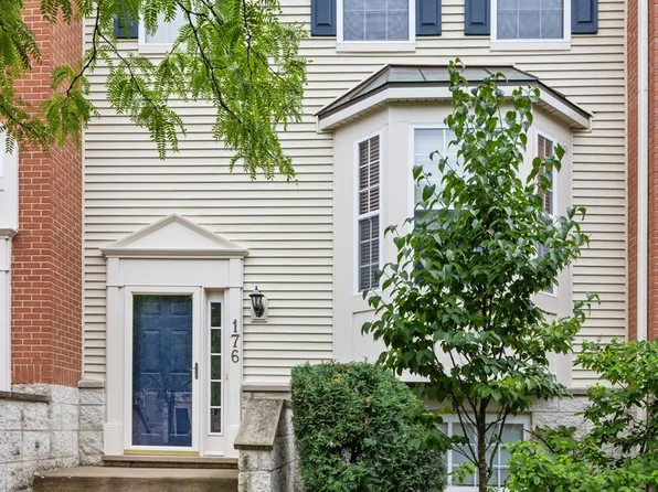 176 Willow Blvd Unit 176, Willow Springs, IL 60480