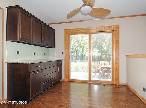 4th image of 488 Larkspur Dr
