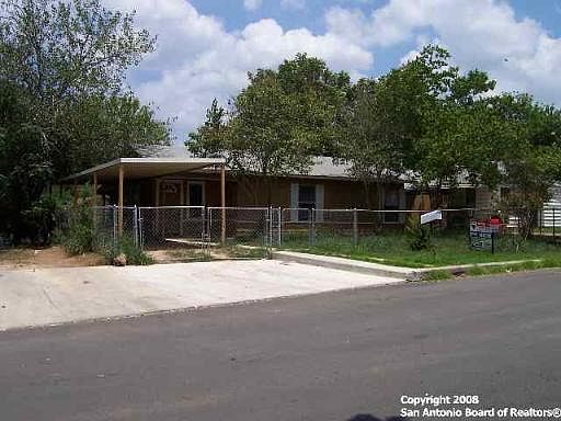 1st image of 207 BICKLEY BLVD