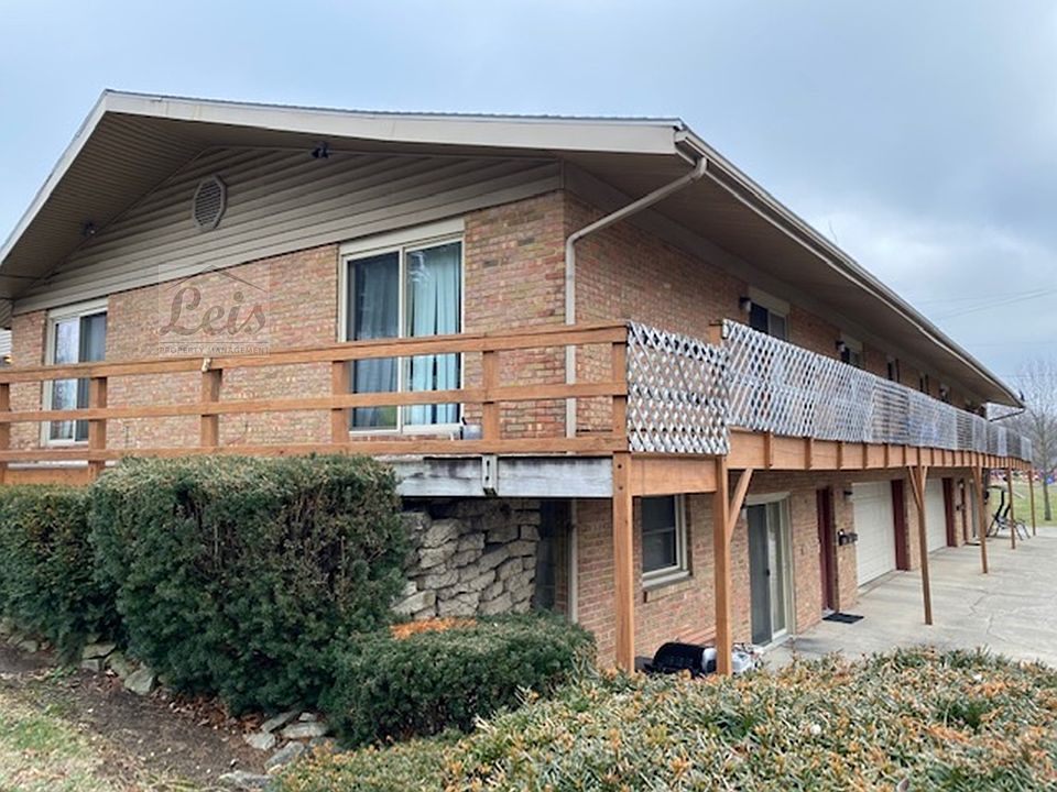 1st image of 903 E Main St #1