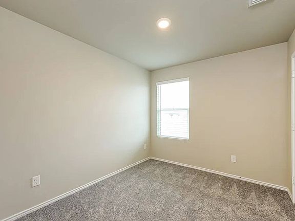 5th image of 5602 Basilica Pl