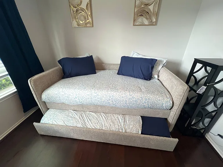 2105 Sherbrooke Ct — Photo 14