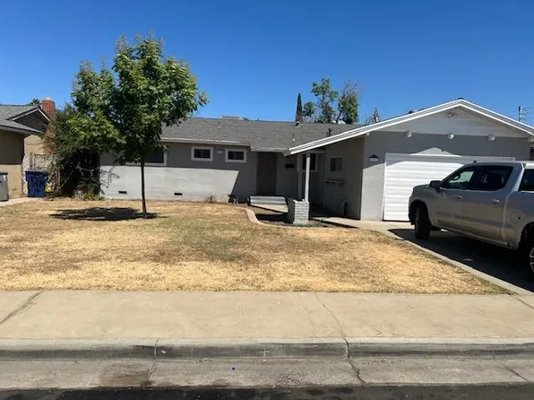 621 W Pat Dr, Clovis, CA 93612