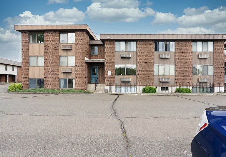 65 East St #23 — Photo 2
