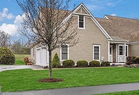 1st image of 26 Sanctuary Ln #26