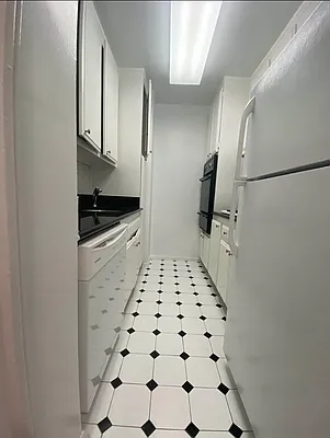 Rented by Olympia House Delaware LP | media 26