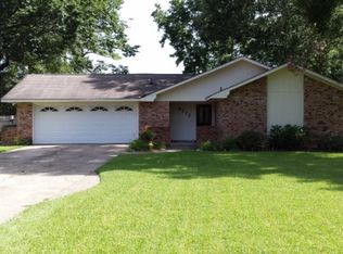 8773 Shadow Bluff Ave, Denham Springs, LA 70726