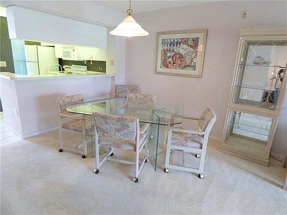3rd image of 1028 Wexford Blvd #1028