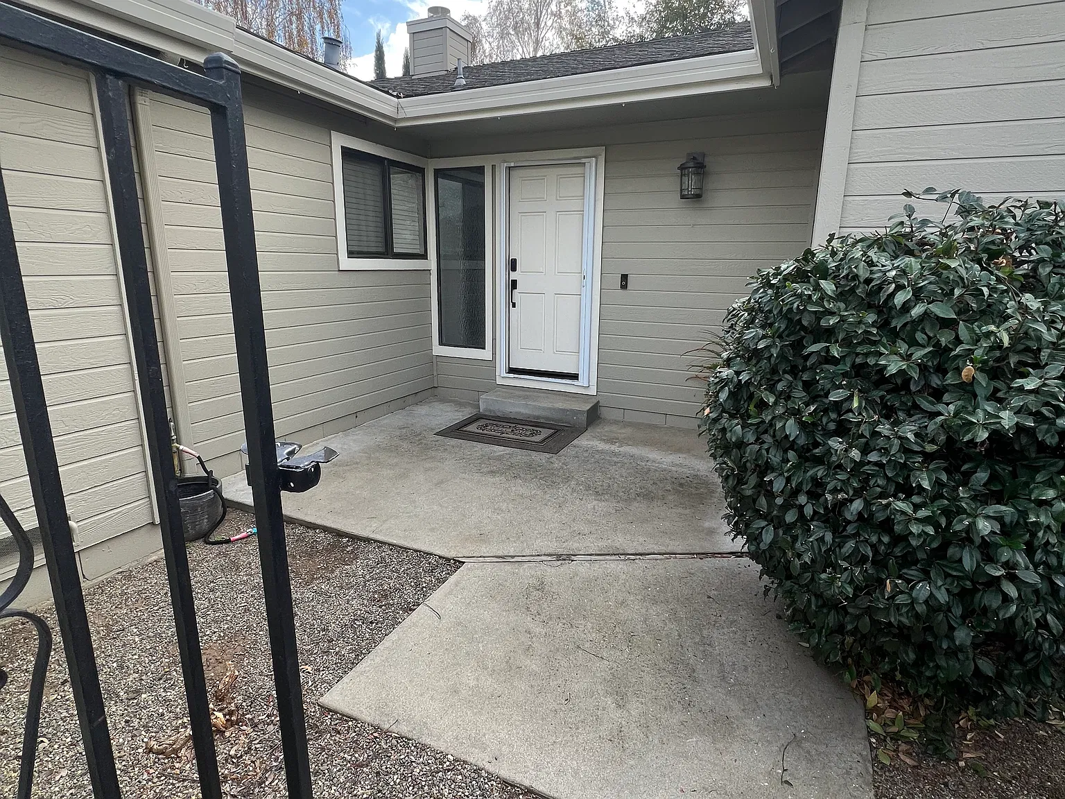 2 bed, 1675 sqft, $3,250 — Photo 4