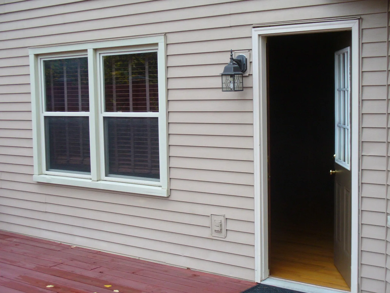 5 bed, 2.5 bath, 2500 sqft, $2,600 — Photo 4