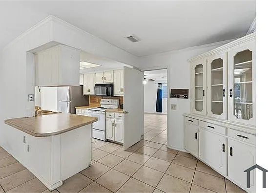 3109 Point East Dr — Photo 9