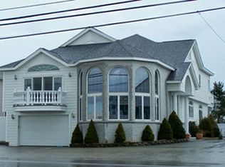 216 Ocean Blvd, Seabrook, NH 03874