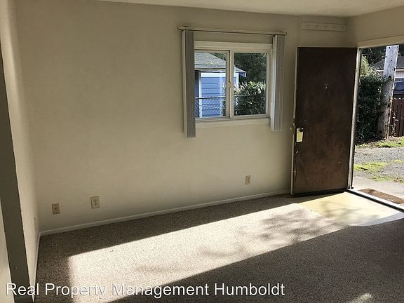 3rd image of 2167 Law Blvd