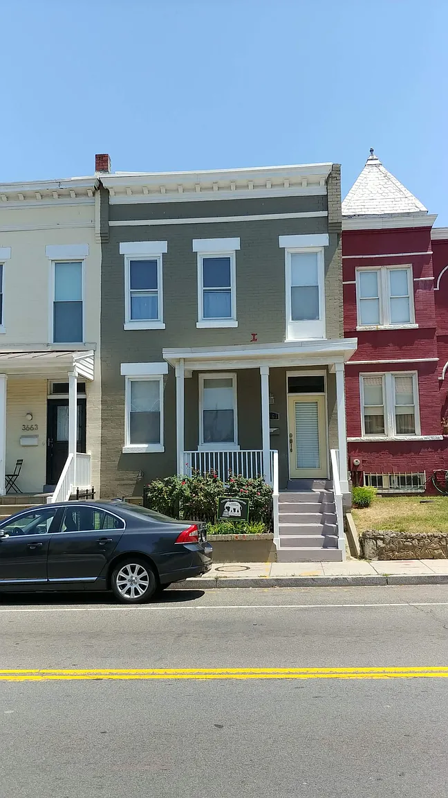 3661 13th St NW photo 1