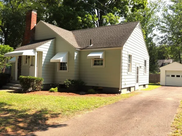 45 Vail St, Springfield, MA 01118