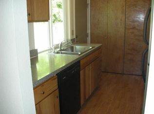 9748 Sand Point Way NE, Seattle, WA 98115