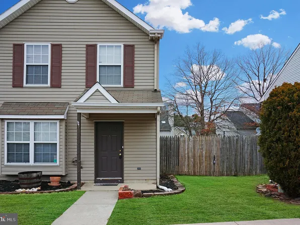 75 Grant Ln, Berlin, NJ 08009