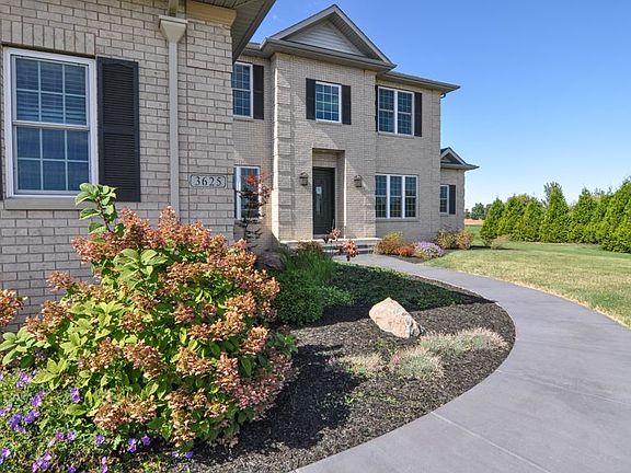 2nd image of 3625 Wakefield Dr