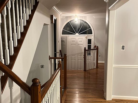2nd image of 6877 McLean Province Cir