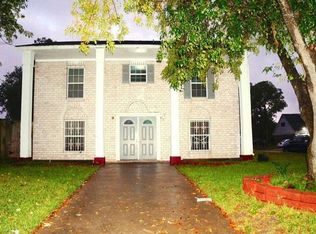 11267 Pompano Ln, Houston, TX 77072