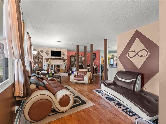 4th image of 4077 Burning Tree Lane