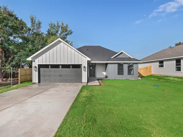 5404 Celina Ct, Granbury, TX 76048