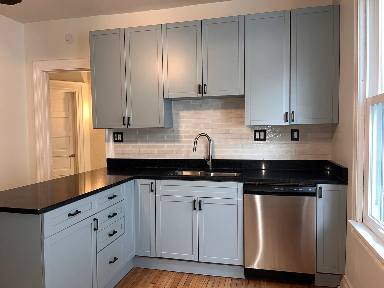 3 bed, 1475 sqft, $2,800 — Photo 1