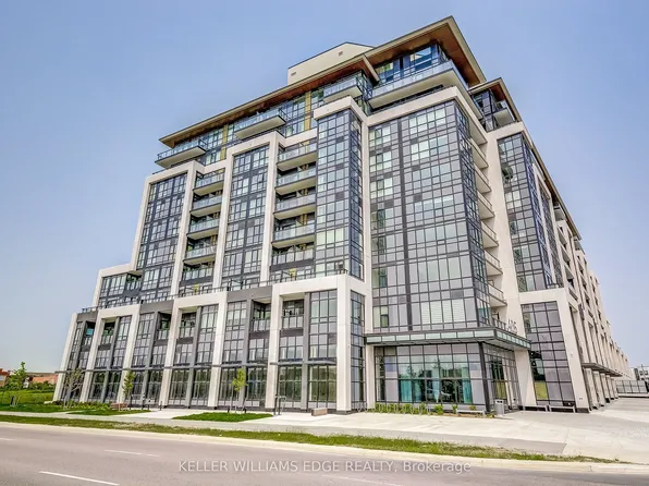 405 Dundas St W, Oakville, ON