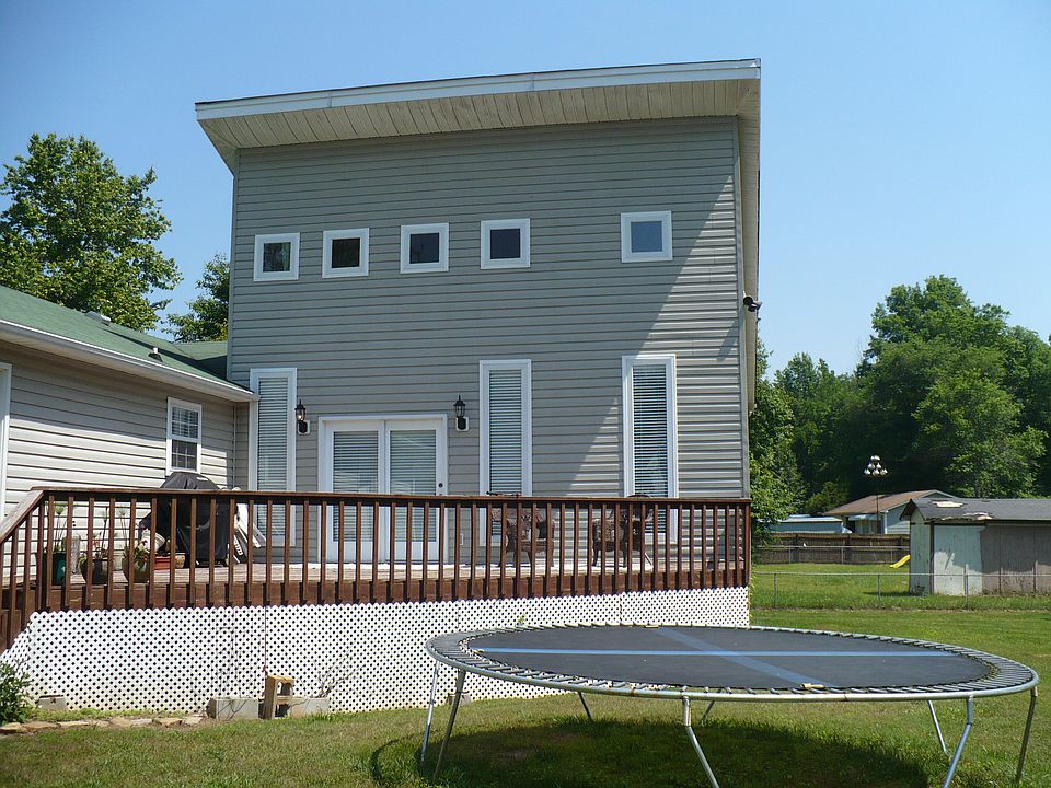 2nd image of 68 Rogers Dr
