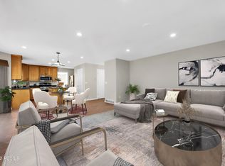 322 E Mountain Berry Dr, Draper, UT 84020