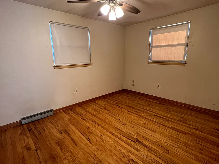 113 Taylor Ave — Photo 6