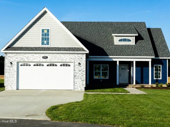 2754 Whitaker Glen Drive, Farmville, NC 27828