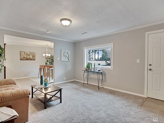 5th image of 4718 228th St E
