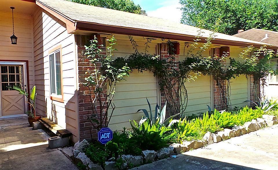 1st image of 13430 Pecan Oak Dr