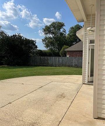 5th image of 1036 River Ct
