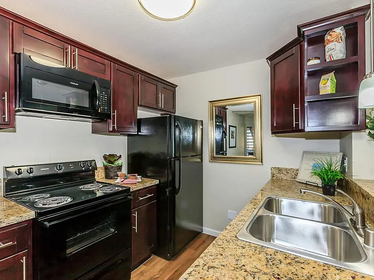 Arezzo Apartment Homes! — Photo 10