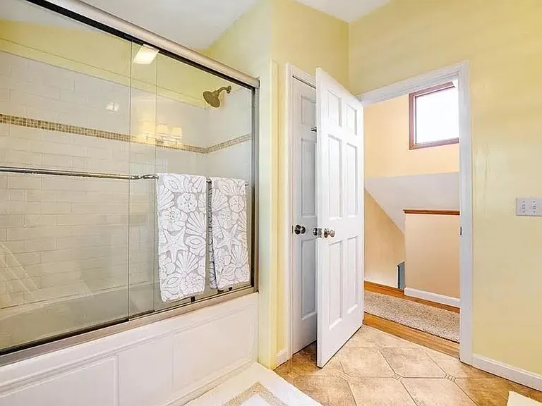 9 Redwood Dr — Photo 11