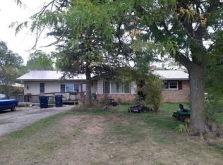 5537 S County Road T, Brodhead, WI 53520