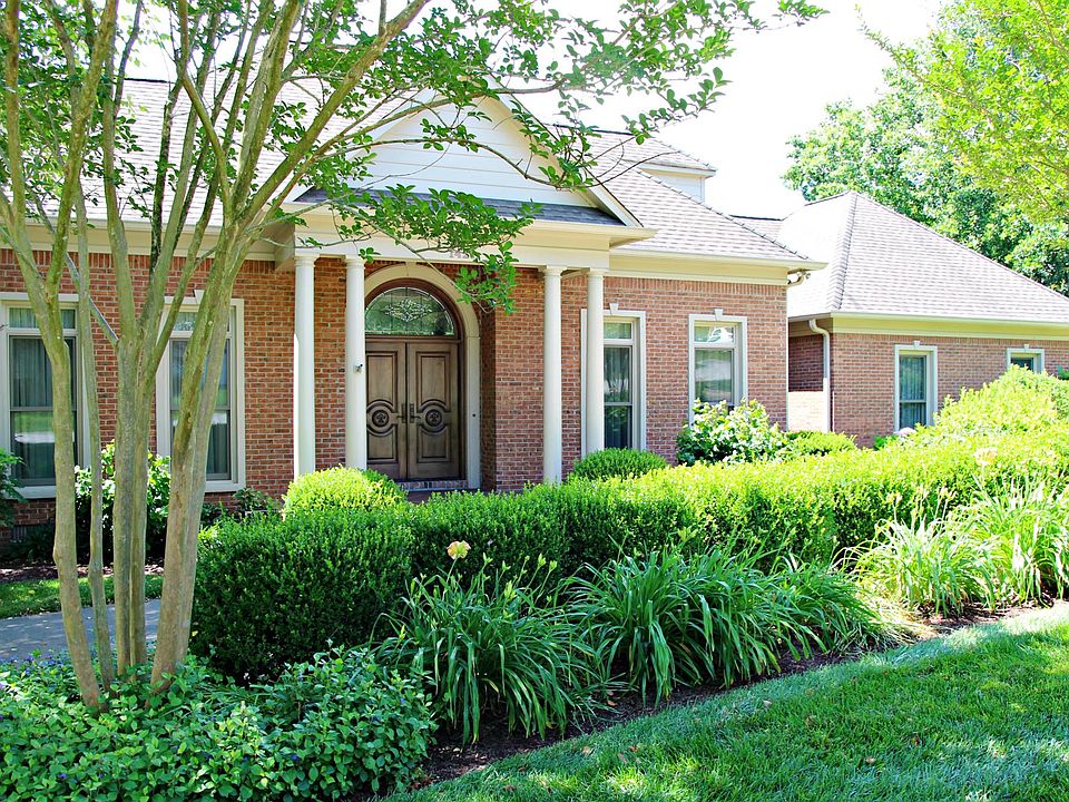 1st image of 1421 Courtland Dr