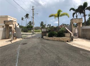 Palmas De Cerro Gordo, Vega Alta, PR 00692