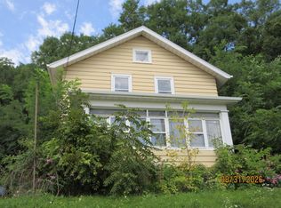 732 E North STREET, Waukesha, WI 53188