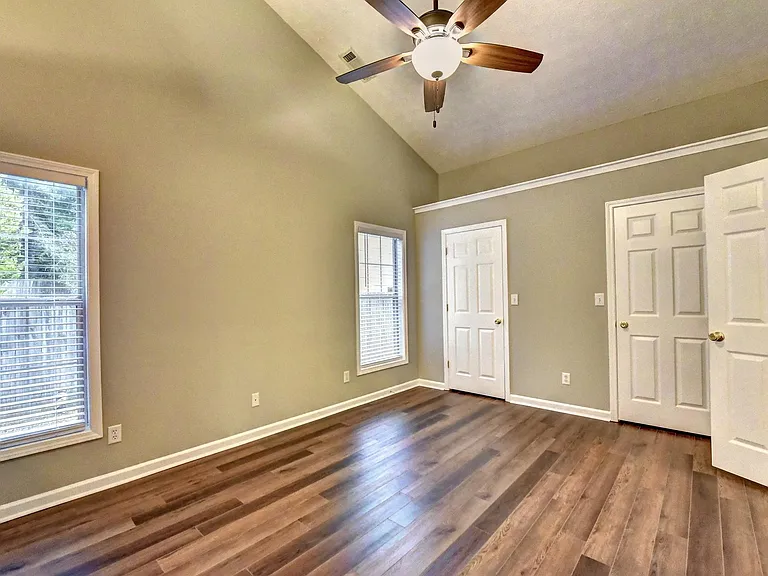 2010 Laurel Pointe Ln — Photo 20