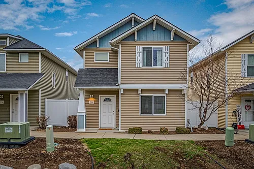 3324 E Garin Ct Photo 1