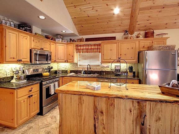 5th image of 1481 Malabar Way