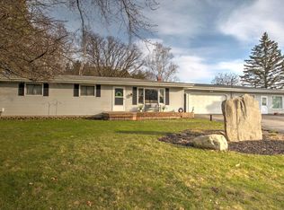 2191 Spring Rd, Hillsdale, MI 49242